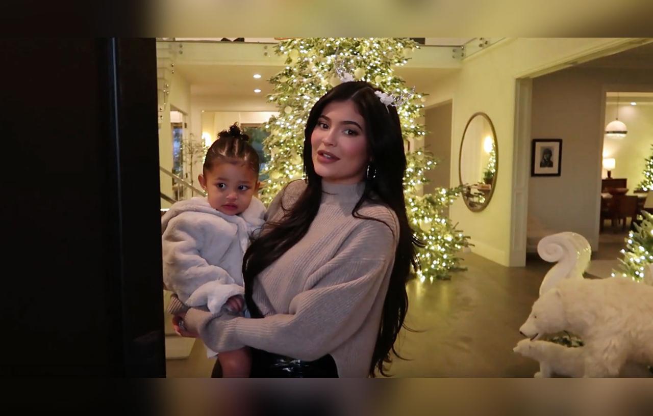 Kylie Jenner Shows Off Her Christmas Decorations 