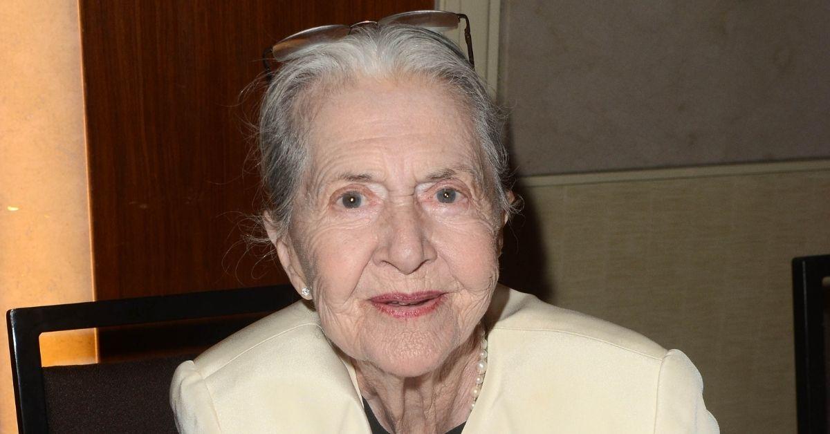 star trek twilight zone actress joanne linville died