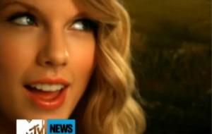 2010__08__Taylor_Swift_Aug24news 300×190.jpg