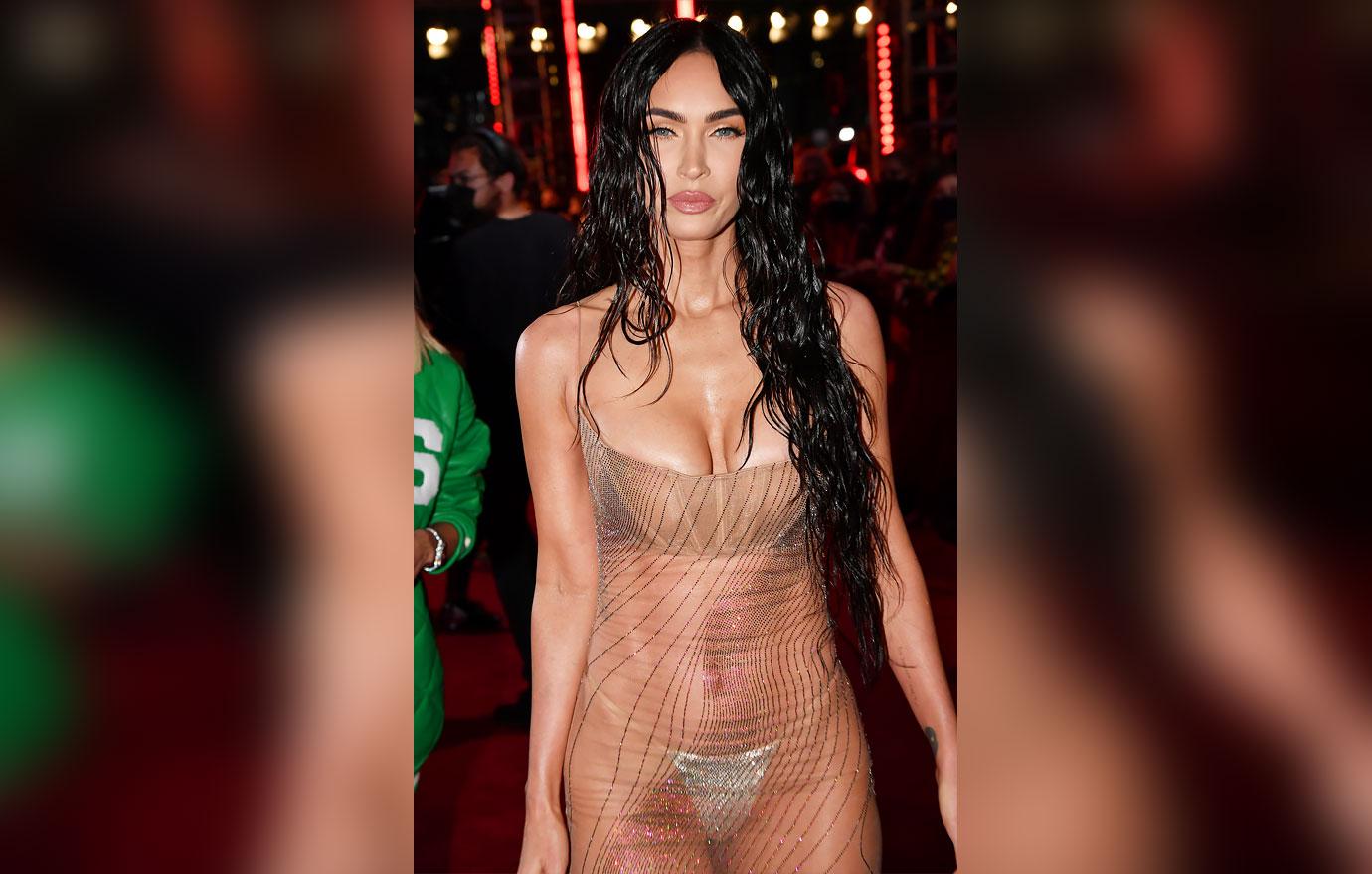 megan fox machine gun kelly mtv vmas video music awards