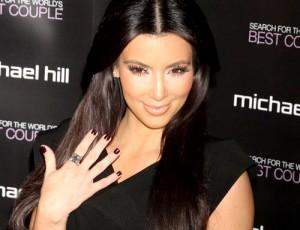 2010__10__Kim Kardashian2 300×230.jpg