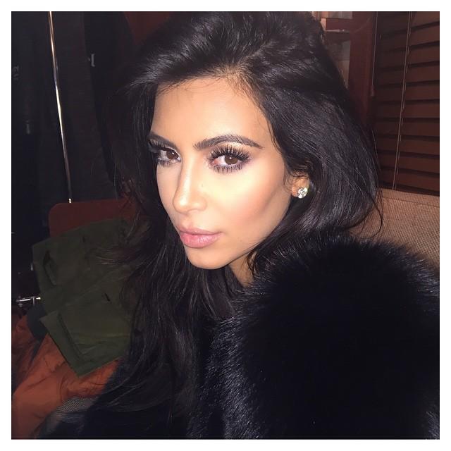 Kim kardashian perfect 365 selfies03