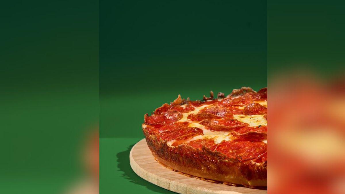 papa johns is setting its sights to become the first national pizzeria brand to earn a michelin star