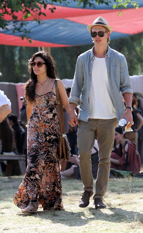 Vanessa hudgens austin butler may21 0025_ _1.jpg