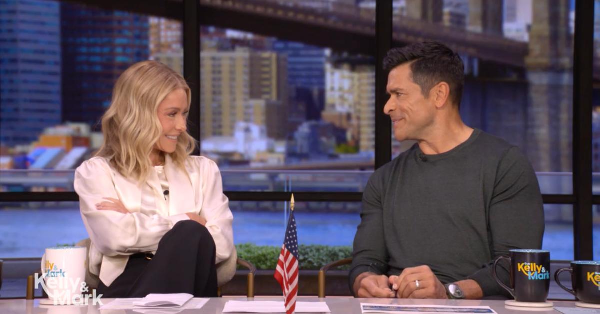 Image of Mark Consuelos and Kelly Ripa both admitted their hips 'click' all the time.