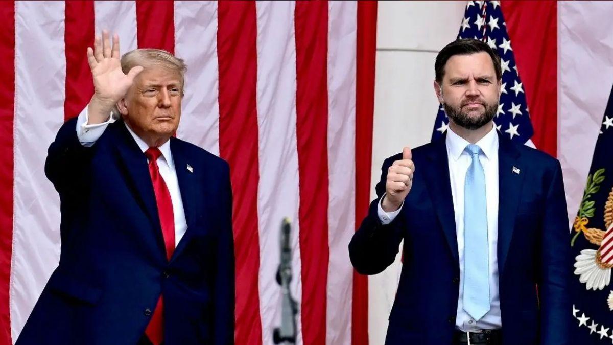 image of trump and jd vance 