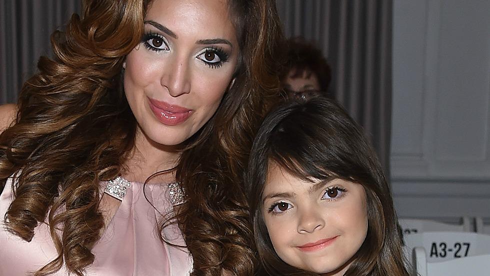 Farrah abraham daughter sophia fashion week