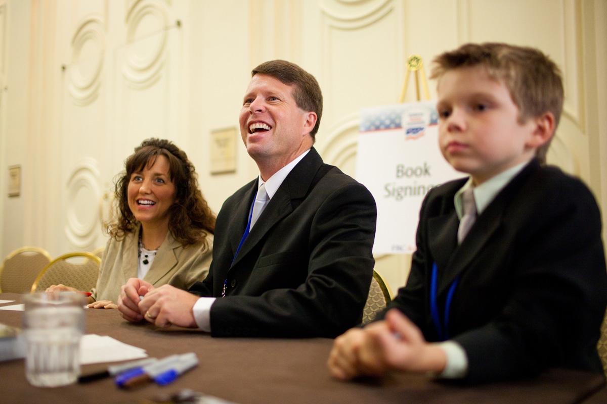 Jim Bob &amp; Michelle Duggar Of TLC&#8217;s &#8220;19 Kids and Counting&#8221; Book Signing