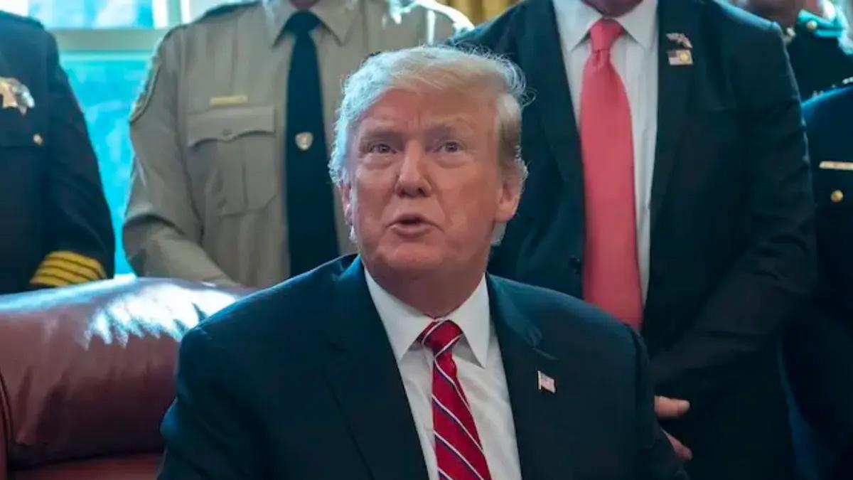Photo of The POTUS allegedly leaves food wrappers all around his bedroom.