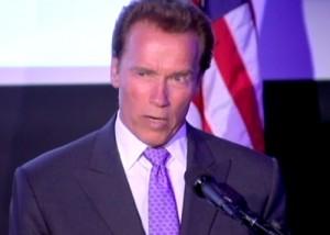 2011__05__Arnold_Schwarzenegger_May11news 300&#215;214.jpg