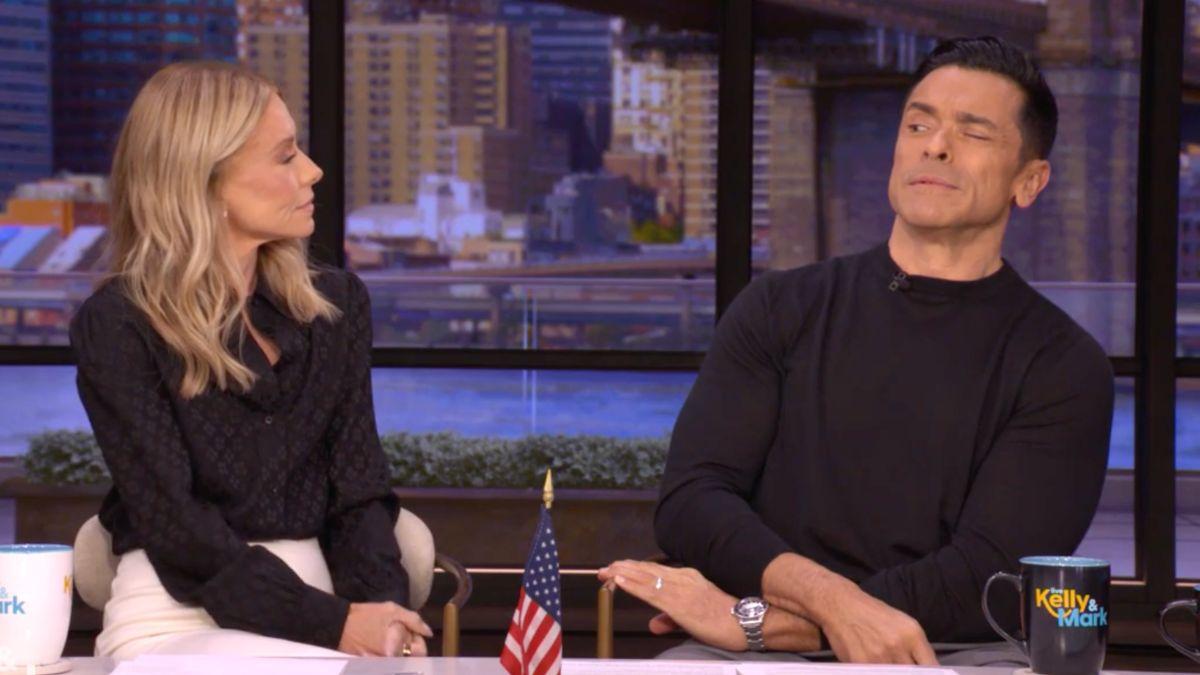 Photo of Kelly Ripa and Mark Consuelos