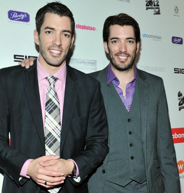 Brother Vs. Brother: Can Drew or Jonathan Scott Do More Push Ups?