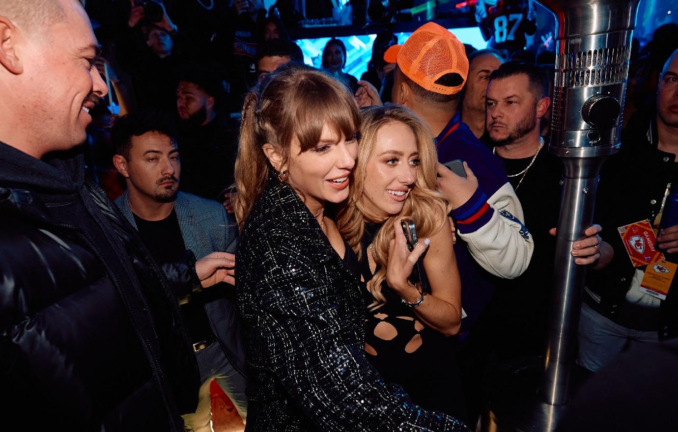 taylor swift sits different suite brittany mahomes chiefs donald trump