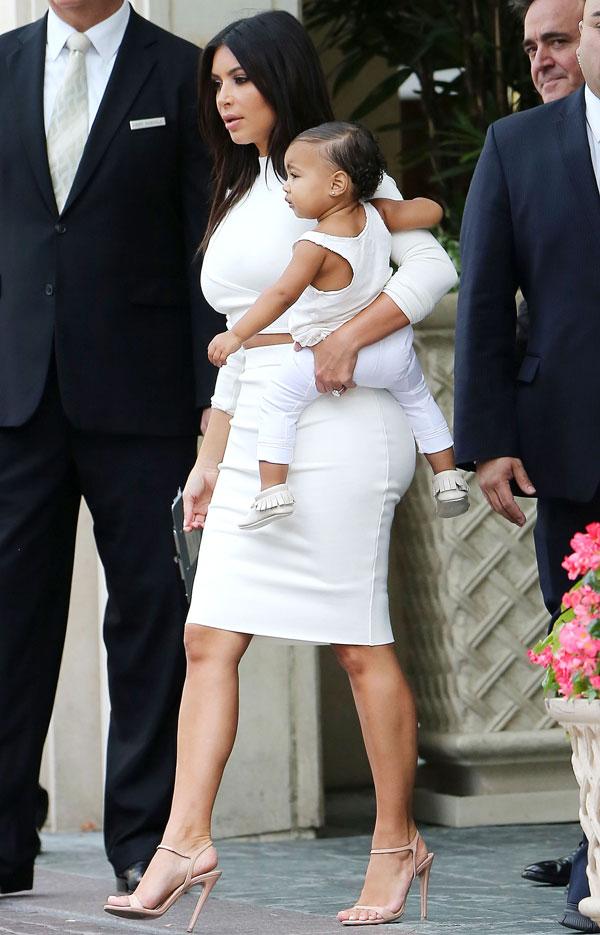 Kim kardashian north west white dress