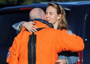 2011__04__Gabrielle_Giffords_April25newsnea 300×213.jpg
