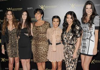 Kardashian family nov30nec.jpg