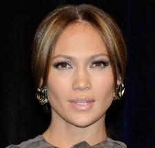 2010__03__okmagazine_jennifer lopez1 225×215.jpg