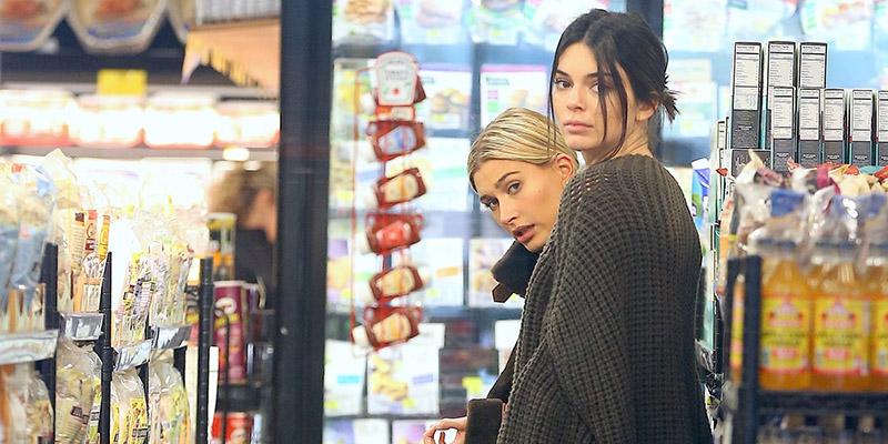 Kendall jenner hailey baldwin shopping