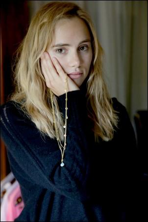 Suki Waterhouse