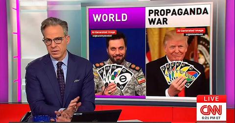 pic of Jake Tapper.