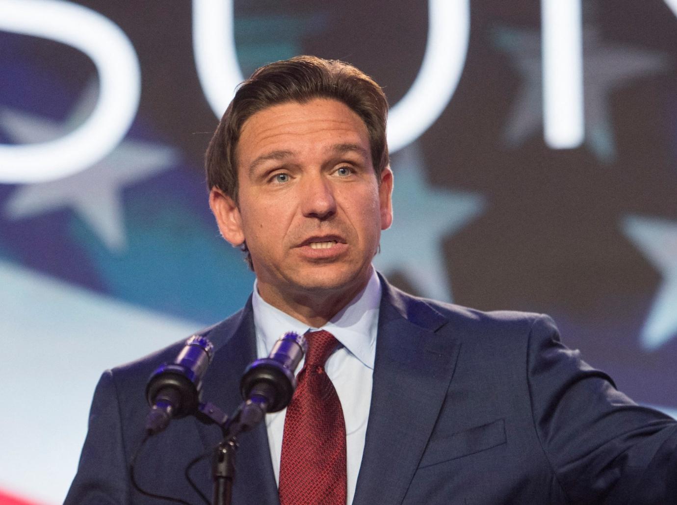 donald trump believes ron desantis wears hidden heels shoes