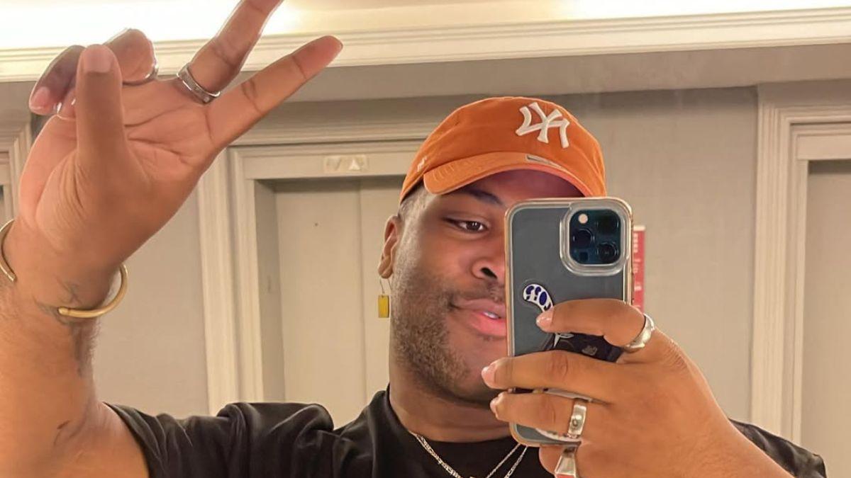 Image of Kameron Saunders previously created work for the Joffrey Ballet.