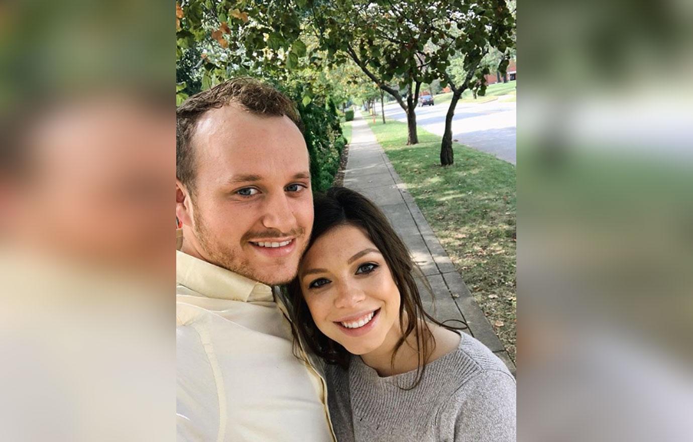 Josiah Lauren Duggar Engagement Anniversary