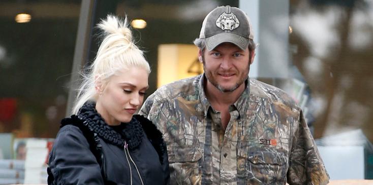 EXCLUSIVE: **PREMIUM RATES APPLY**  Gwen Stefani and Blake Shelton go grocery shopping after returning from Nashville **PREMIUM RATES APPLY**