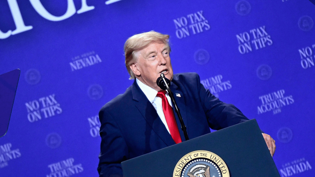 Image of Donald Trump previously took the anti-balding drug Propecia.