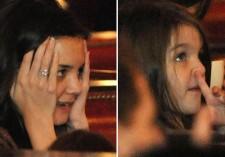 2009__11__katiesurmain 225×157.jpg