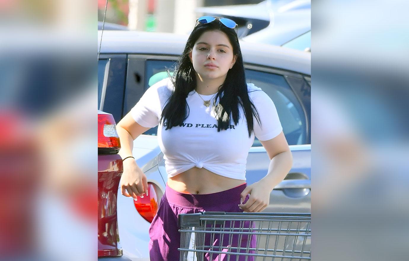 Pics Ariel Winter Bares Midriff During Solo Shopping Trip 