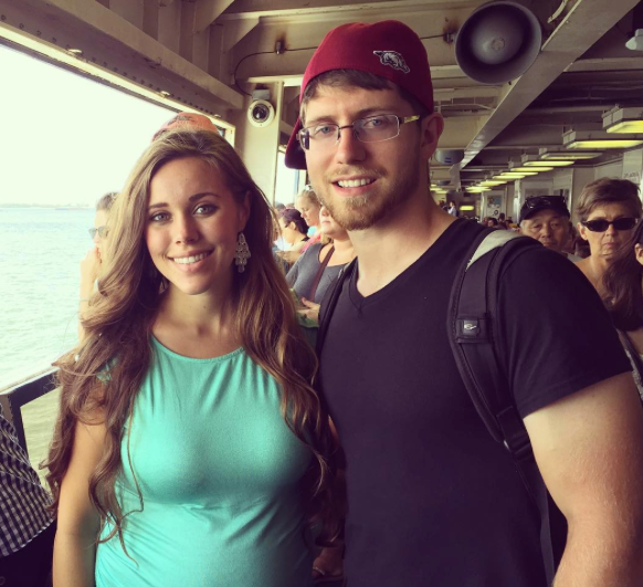 Jessa duggar baby bump