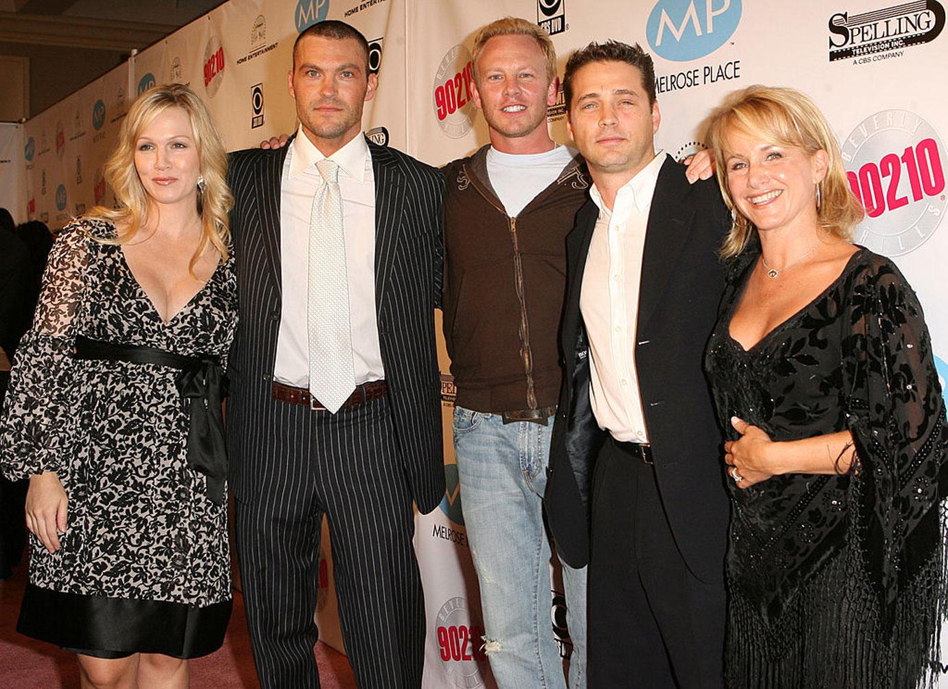 Cast Of 'Beverly Hills, 90210' Pose On Red Carpet