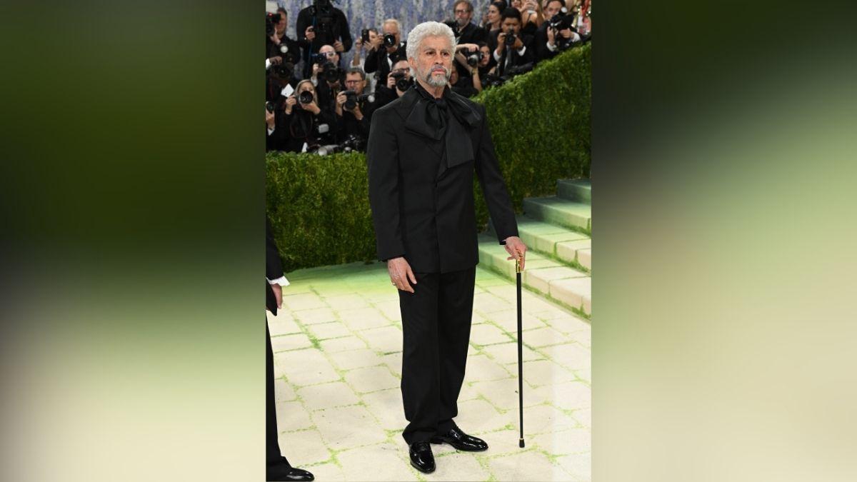 met gala  craziest outfits photos