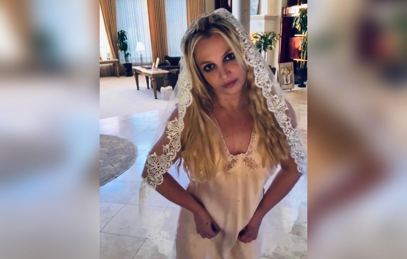 britney spears declares she married herself again sam asghari