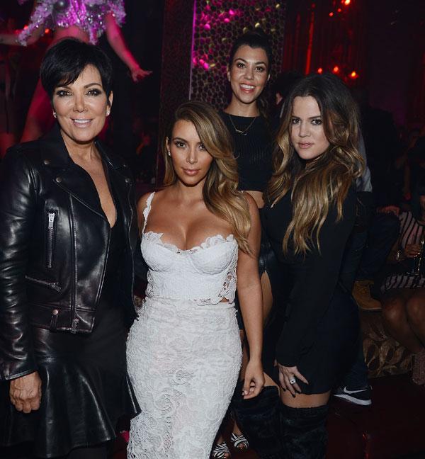 Khloe kardashian kourtney kardashian blame kris jenner