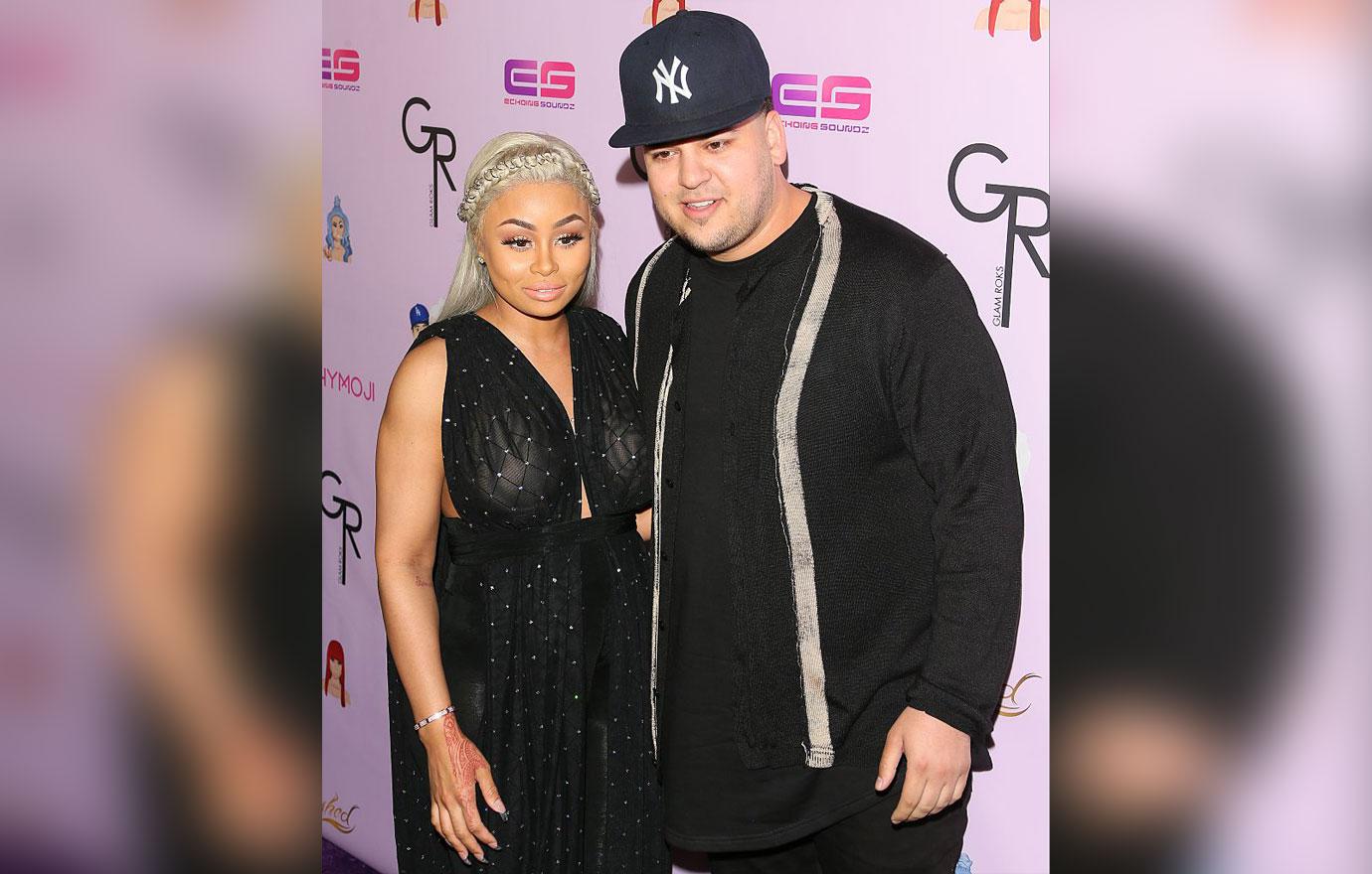 Rob Kardashian Poses With Blac Chyna