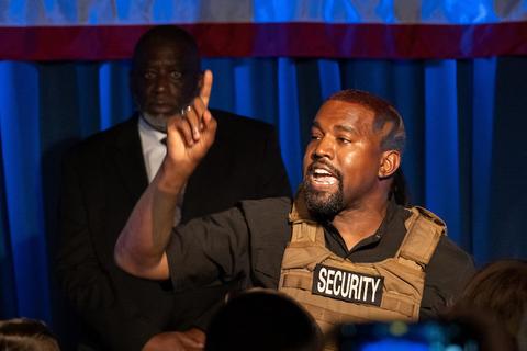 kanye west bianca censori cuddle up split rumors