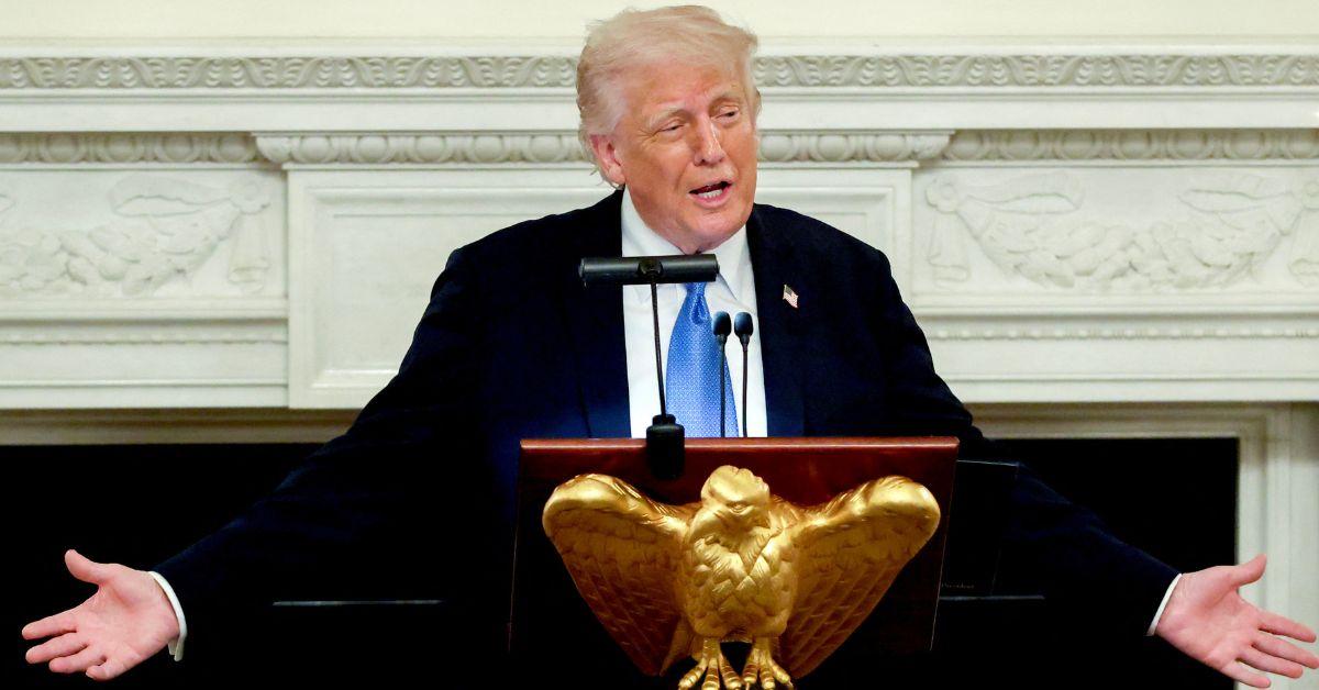 donald trump defends joe biden bizarre truth social rant border crisis