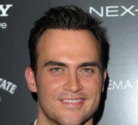 2010__07__Cheyenne_Jackson_July28news 277×300.jpg