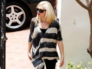 2010__05__Gwen_Stefani_May14_0main 300&#215;225.jpg