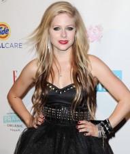 2009__09__okavrillavigne1 191×225.jpg