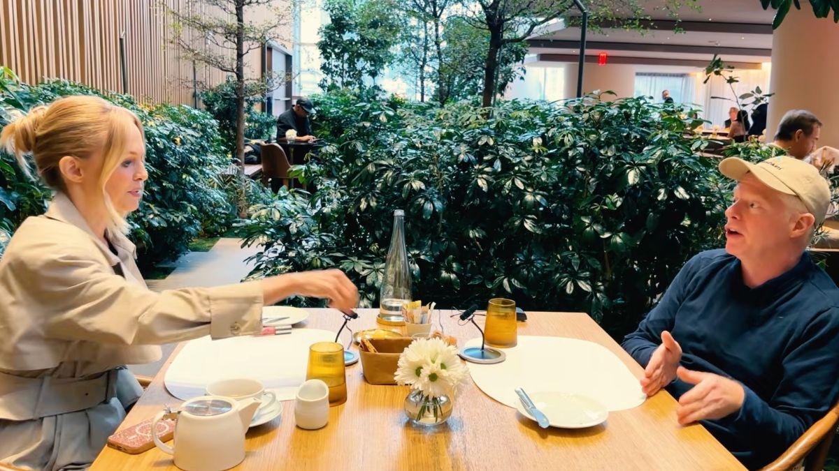 Image of Heather Graham alleged Harvey Weinstein wanted her to sleep with him.