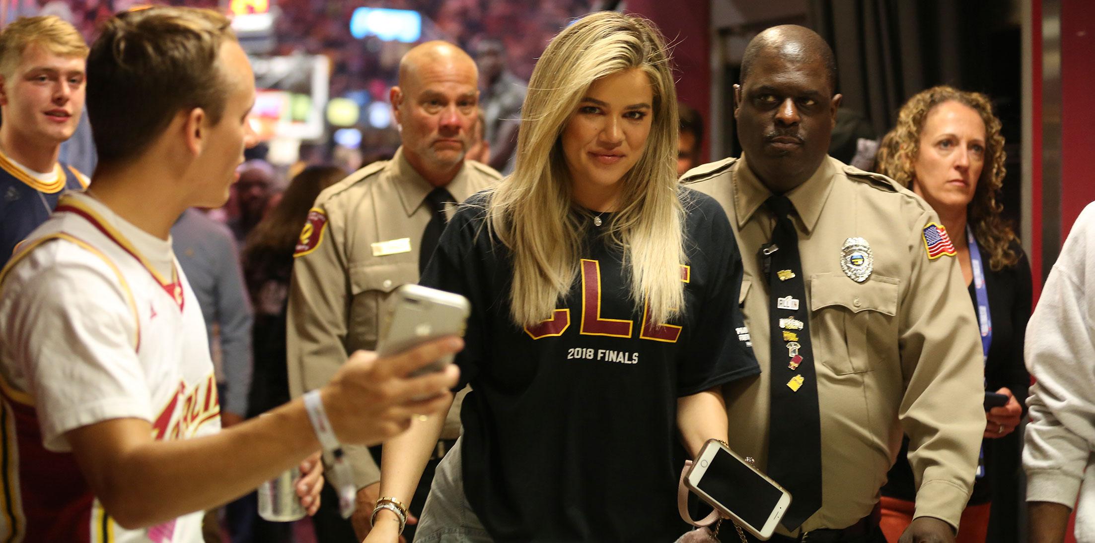 Khloe kardashian attends nba finals