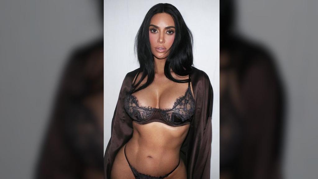 Kim Kardashian Sizzles In SKIMS Lingerie For Valentine’s Day: Photos