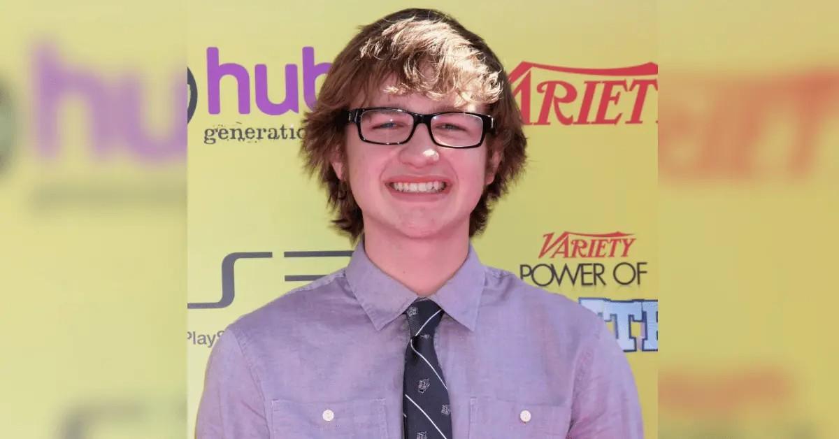‘Two and a Half Men' Star Angus T. Jones Appears Unrecognizable in First Sighting in Over a Year ‘Two and a Half Men' Star Angus T. Jones Appears Unrecognizable in First Sighting in Over a Year