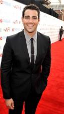 2009__07__88438670 127×225.jpg