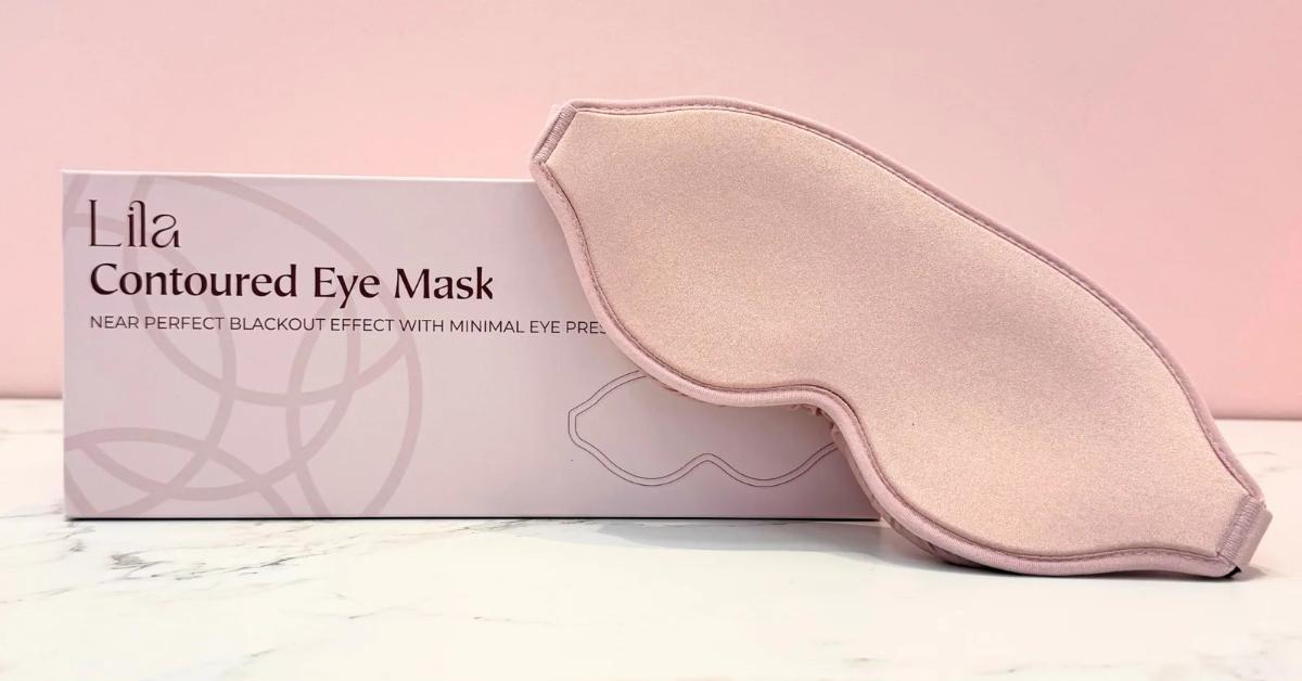 lila contoured eye mask