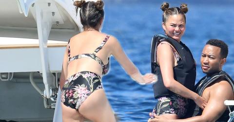 Chrissy teigen bikini body