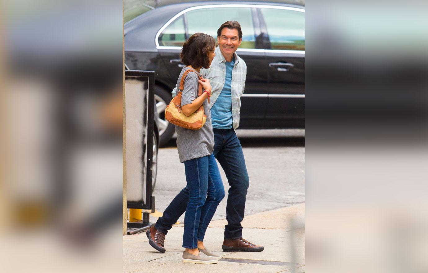 Katie Holmes is seen with Jerry O&#8217;Connell, but without an engagement ring, on the set of her new movie &#8216;The Secret&#8217;